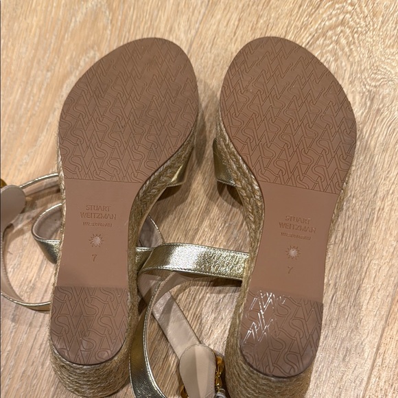Zuzu Metallic Nappa Shoes. Like New. Excellent condition.